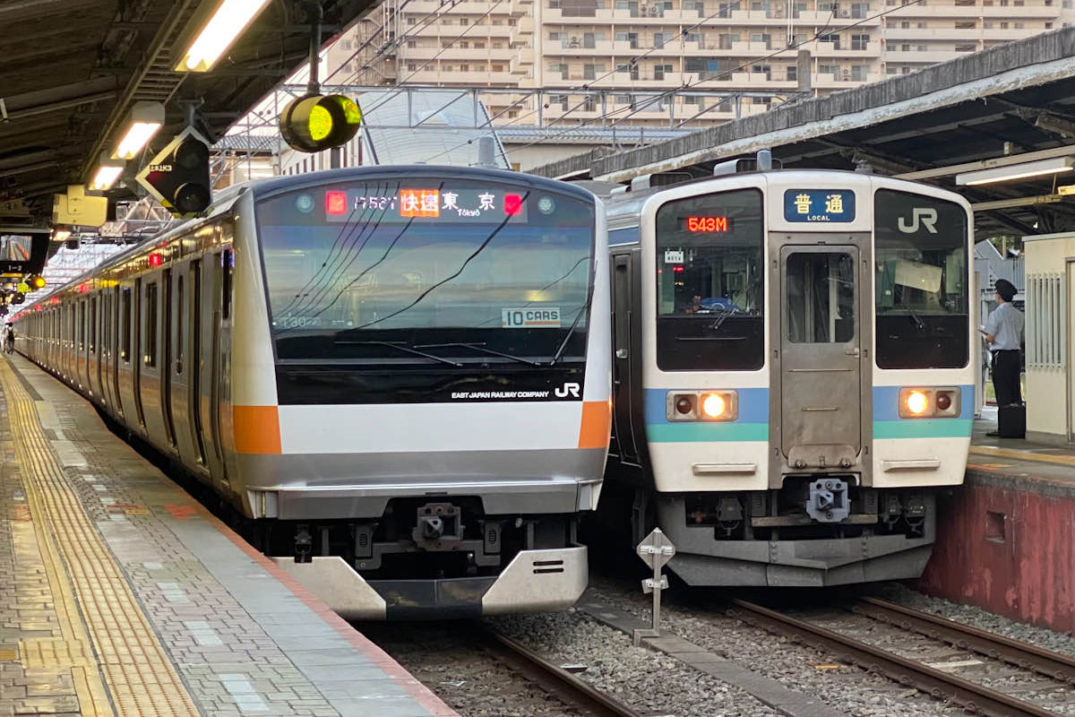 E235系・E233系余剰車の動向 – 4号車の5号車寄り