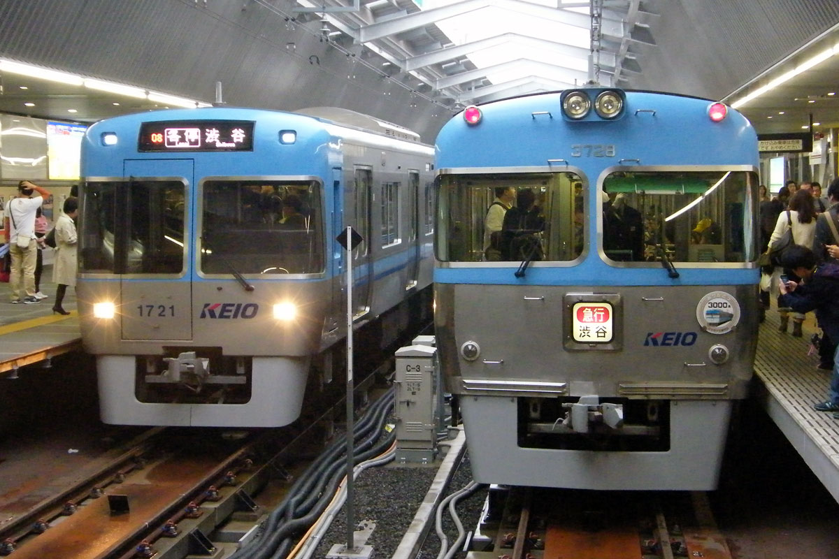 京王電鉄 編成表 4号車の5号車寄り