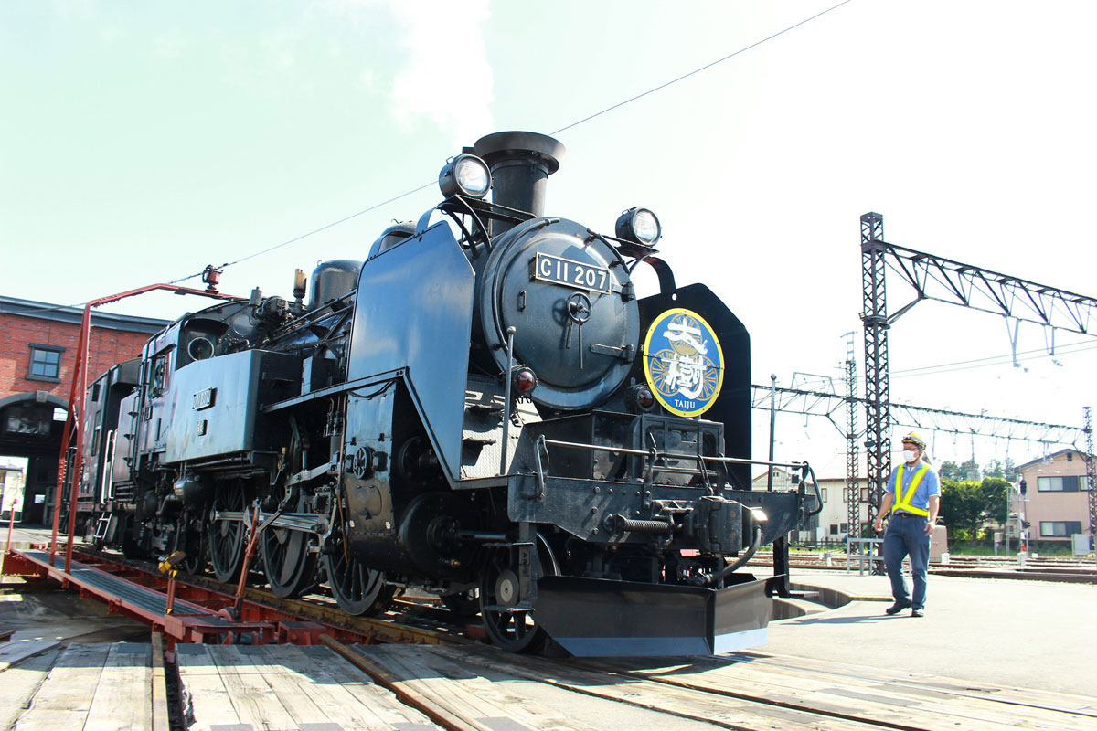 東武鉄道 編成表 – 4号車の5号車寄り