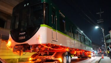 京阪13000系13014-④-13064が川崎車両出場