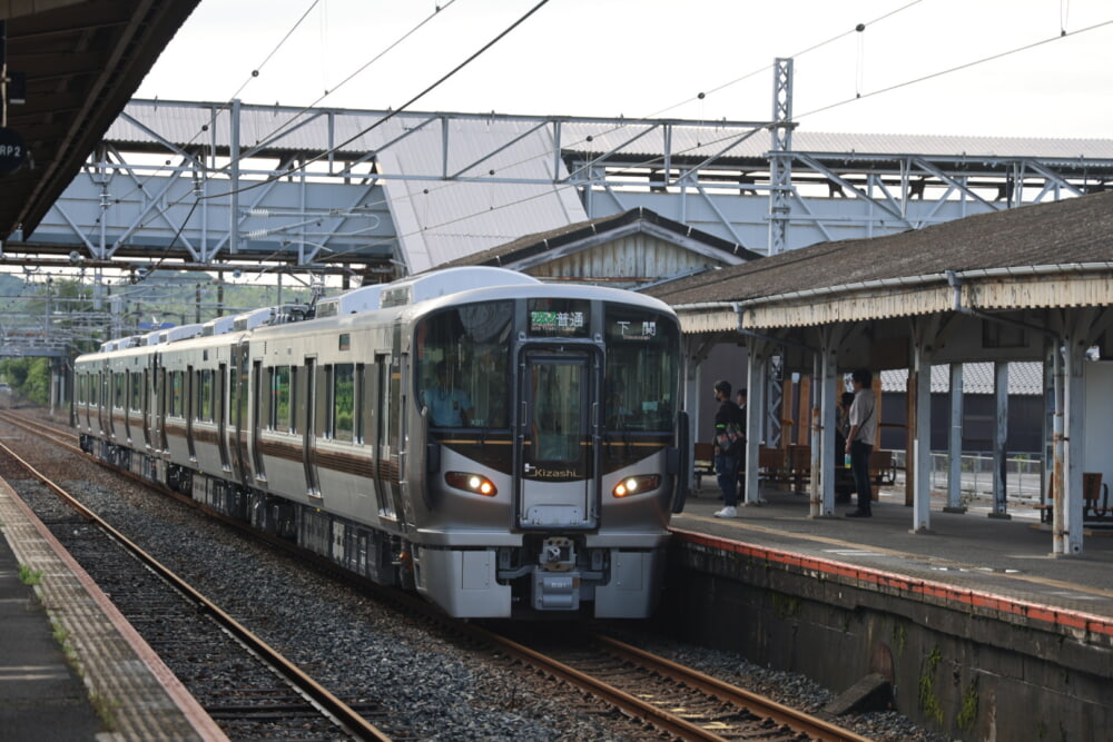 124642_pochi_m_1