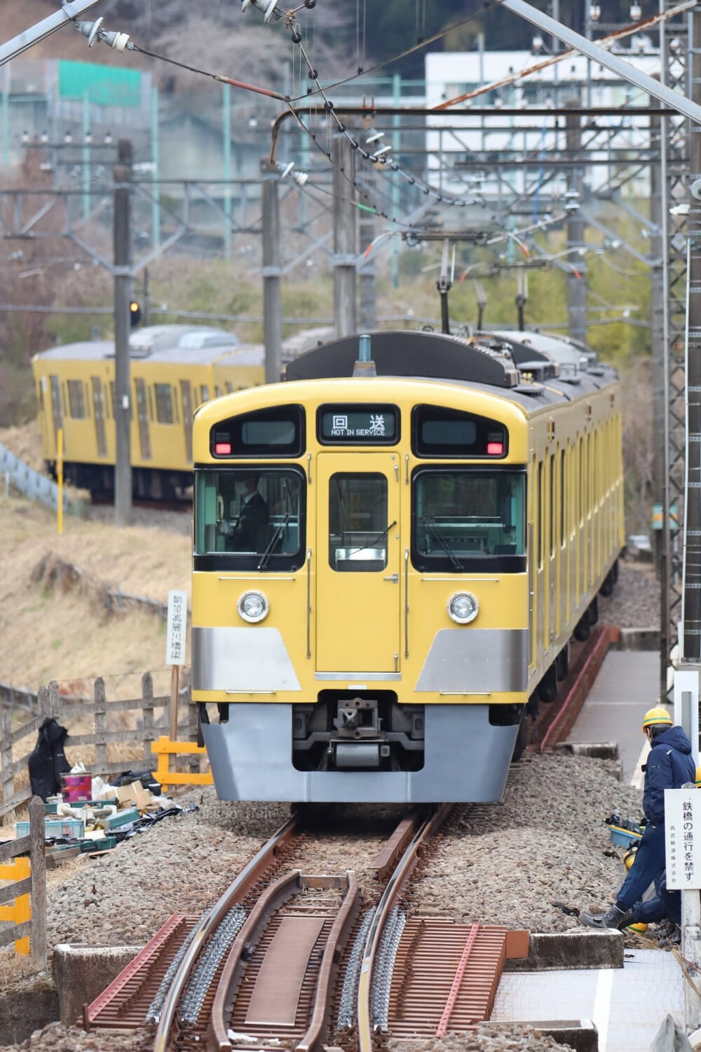 95401_ikkun_train_2