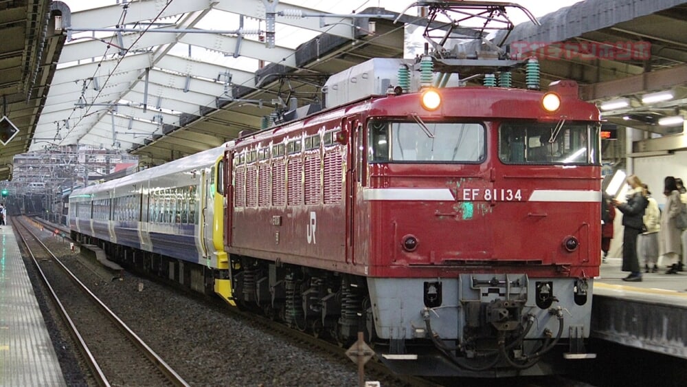 53082870-46ff-4f9e-9bb5-30b316c124ad