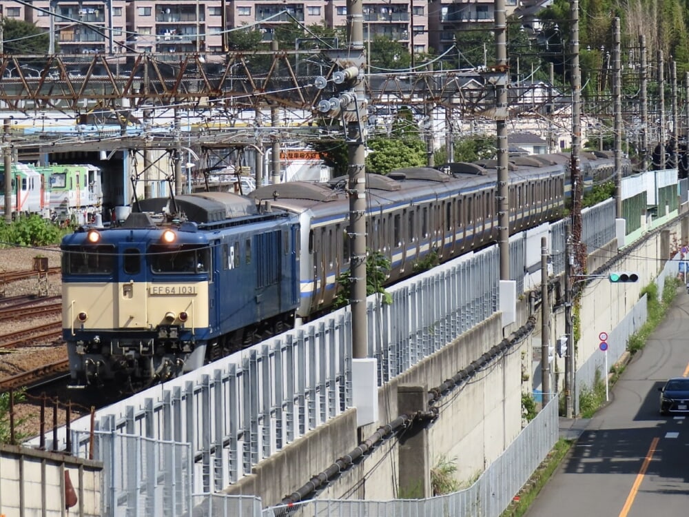 aabdc5f8-b2d1-479d-85e8-1633b9936dfb