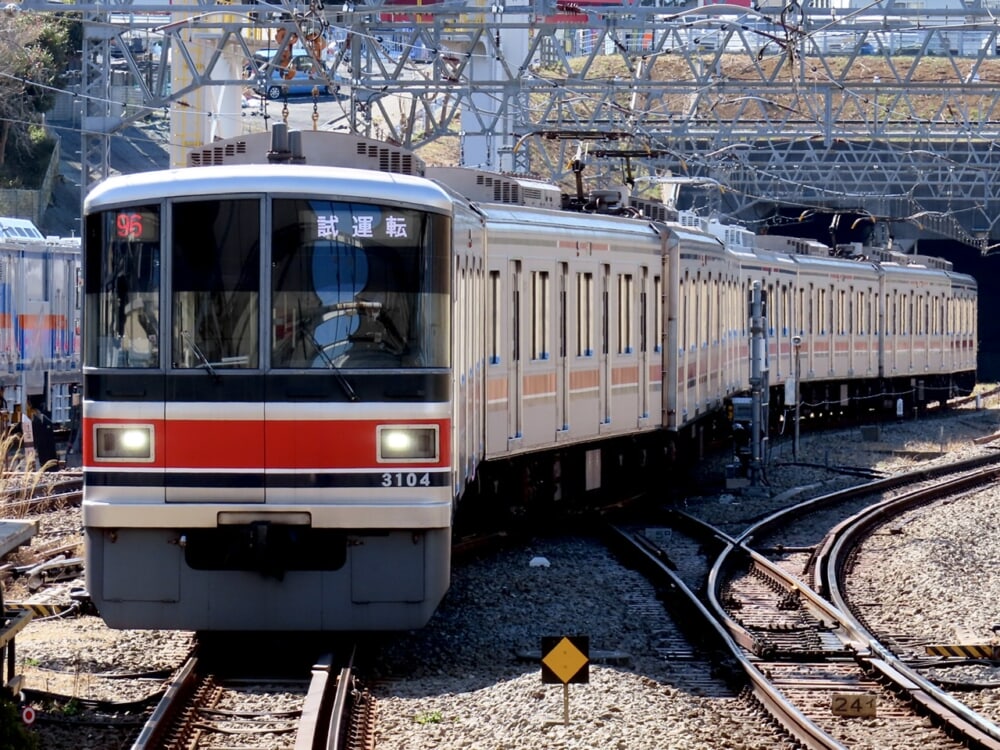 13e305c5-4d4a-4b16-8ba0-9647ff8ecb63