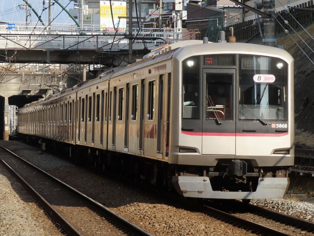 5835f21f-30a3-4cbe-a243-61b2d8ed5ce3