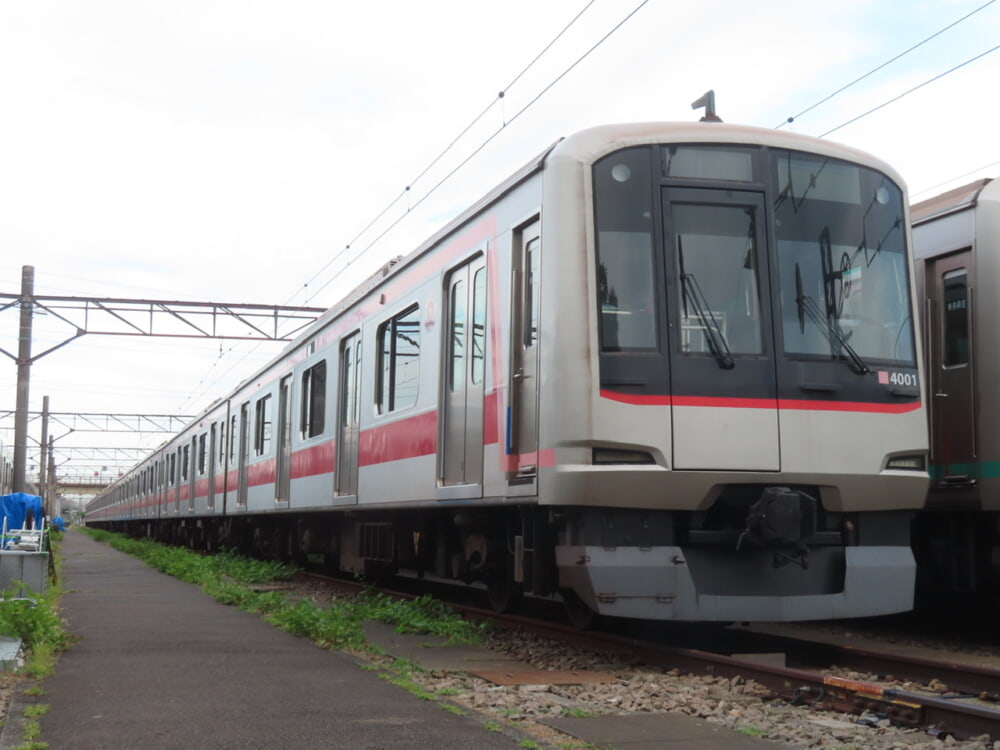 7a84bb0e-e075-4cb3-8932-620bce09fc4d