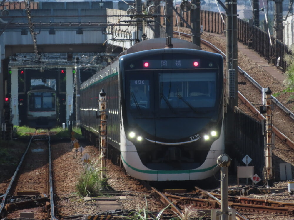 8df5820e-c9f3-477b-be36-2d24db4f8f29