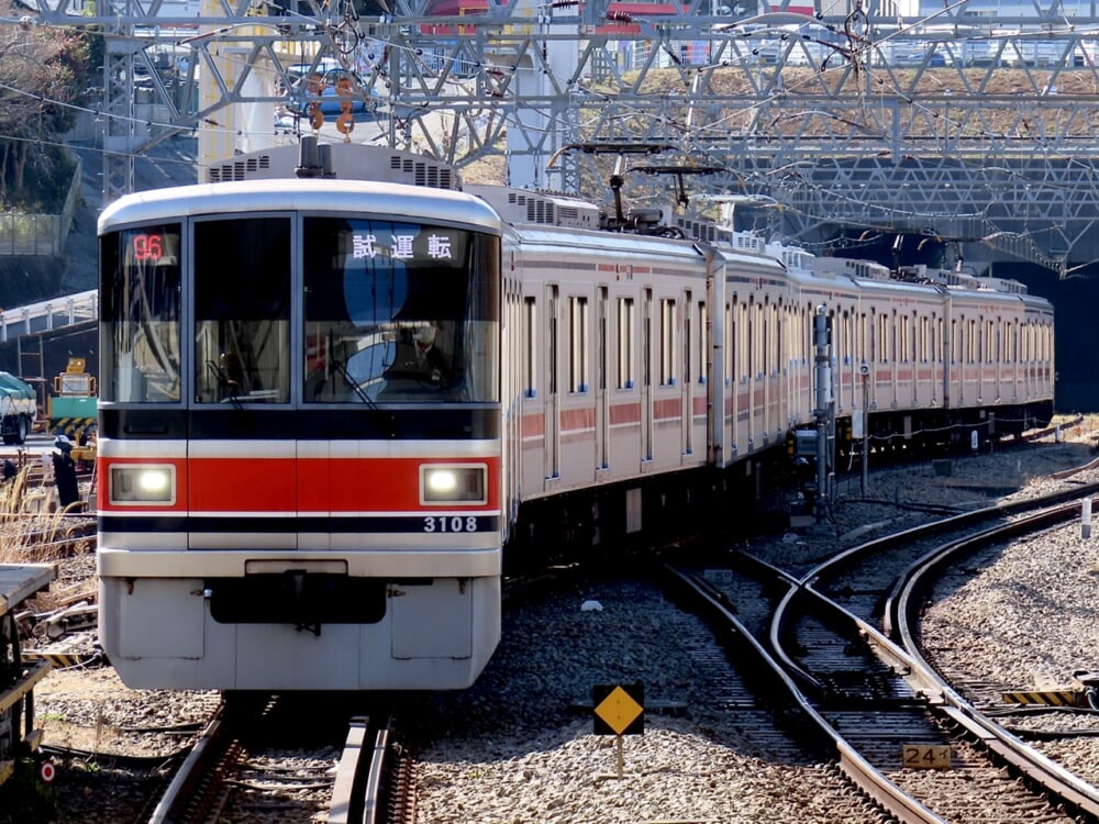 961e9bb1-68a0-4d80-8d94-e7a61965f90e