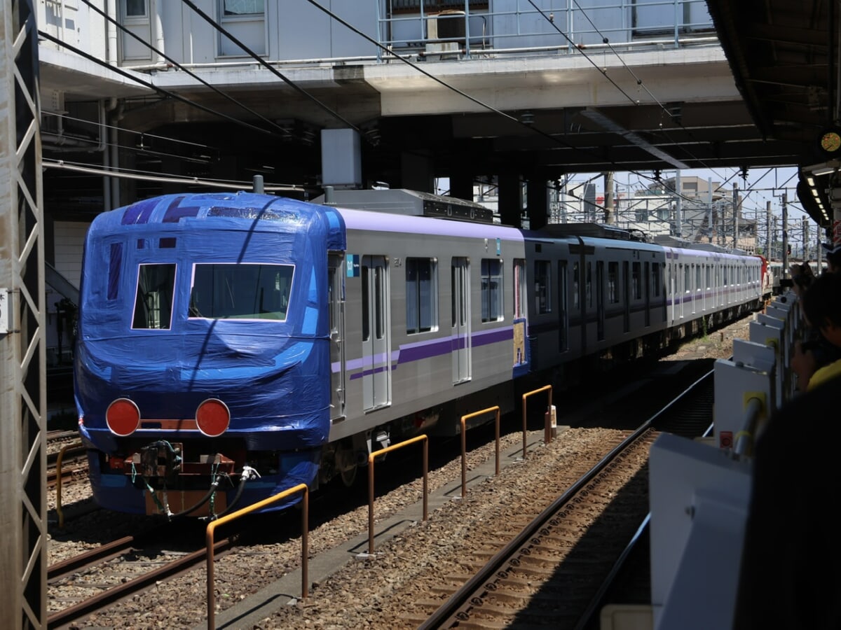 052a7799