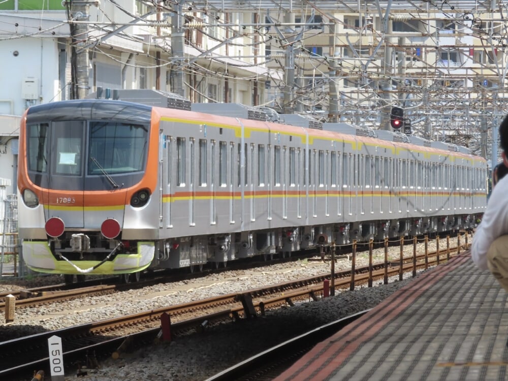 228dc59b-16e0-4248-8cc3-59f9212a5033