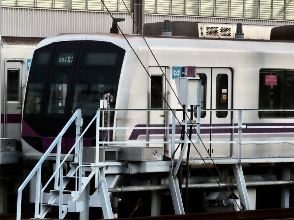 e283af38-4431-4843-aec5-38fc98d5867e