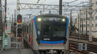 2025-12-21_%e4%ba%ac%e6%88%9080046_%e5%8d%83%e8%91%89%e7%b7%9a%e4%b9%97%e3%82%8a%e5%85%a5%e3%82%8c